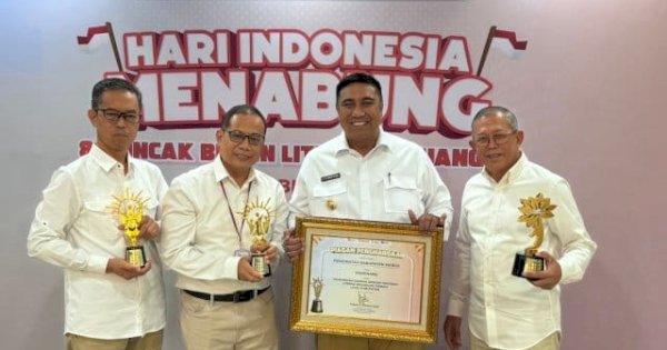 Pemkab Maros Raih Penghargaan Literasi Keuangan Terbaik dari OJK RI