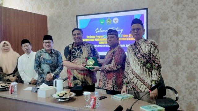 Maros Jadi Kota Wakaf, Satu-satunya di Sulawesi