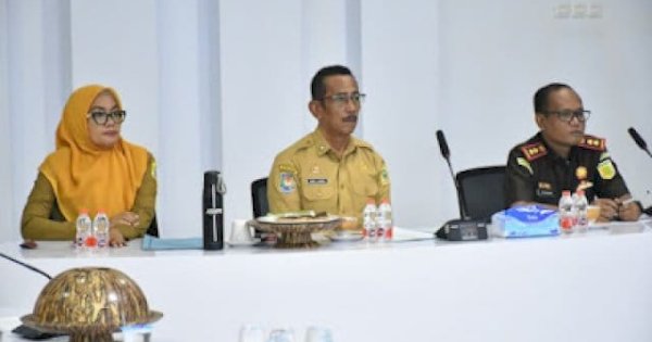 Sekda Sinjai Ikuti Rakor Inflasi dan Evaluasi Program 3 Juta Rumah Secara Virtual