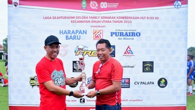 Wakil Bupati Sinjai, A. Mahyanto Mazda, secara resmi menutup Lomba Laga Silaturahmi Gelora Family.