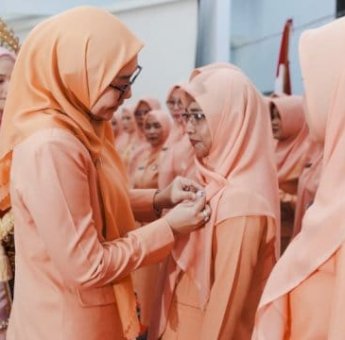 Melani Simon Jufri Lantik Pengurus DWP Kabupaten Sidrap, Dorong Sinergi Tangani Stunting