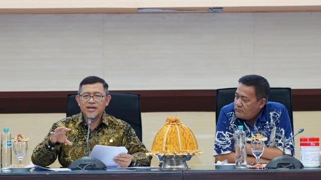 Badan Aspirasi Masyarakat (BAM) DPR RI melakukan kunjungan kerja untuk mendengarkan aspirasi masyarakat mengenai pengelolaan ekologi di Sulawesi Selatan.
