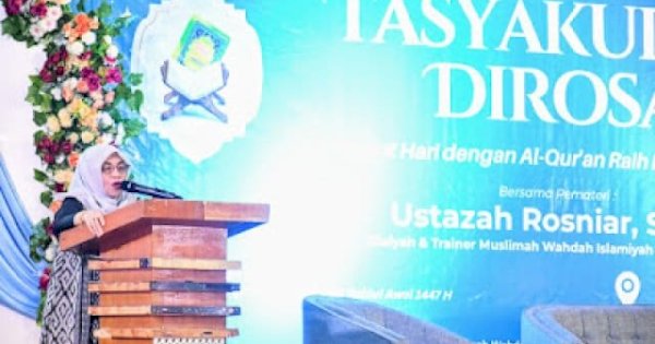 Bupati Sinjai Hadiri Tasyakuran Dirosa Muslimah Wahdah Islamiyah