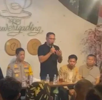 Ketua DPRD Supratman Menangis, Siap Korbankan Nyawa Demi Makassar: Saya Tak Ingin Kota Ini Hancur!