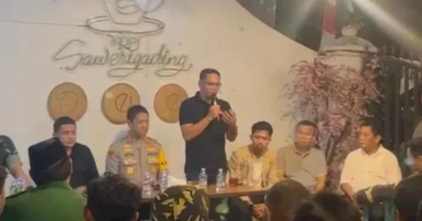 Ketua DPRD Supratman Menangis, Siap Korbankan Nyawa Demi Makassar: Saya Tak Ingin Kota Ini Hancur!