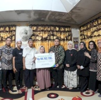 Munafri-Aliyah Serahkan Santunan bagi Keluarga Korban DPRD Makassar