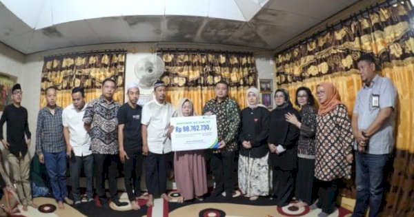 Munafri-Aliyah Serahkan Santunan bagi Keluarga Korban DPRD Makassar