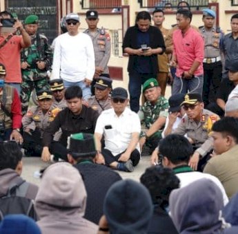 Bupati Soppeng Turun Langsung Terima Aspirasi Rakyat, Ditampung-Apresiasi Aksi Damai