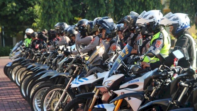 Polda Sulsel lakukan Patroli Skala Besar di Kota Makassar.