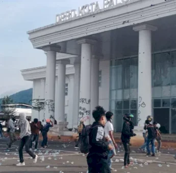 Gedung DPRD Palopo Rusak Parah Akibat Demo Ricuh, Kerugian Ditaksir Capai Rp 1 Miliar