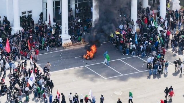 Dua Orang Ditetapkan Tersangka Kasus Demo Ricuh di DPRD Palopo