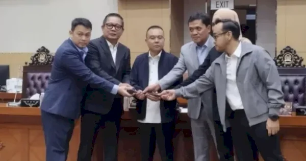 Gantikan Ahmad Sahroni, Rusdi Masse Resmi Dilantik Jadi Pimpinan Komisi III