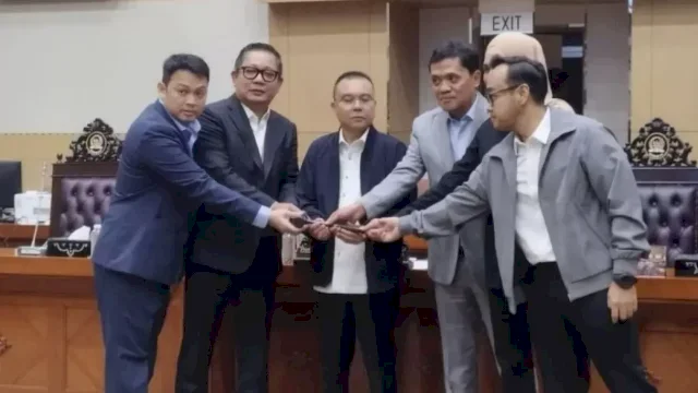 Rusdi Masse Resmi Dilantik Jadi Pimpinan Komisi III.