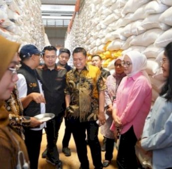 Komisi B DPRD Sulsel Tinjau Gudang Bulog, Pastikan Stok Beras Aman