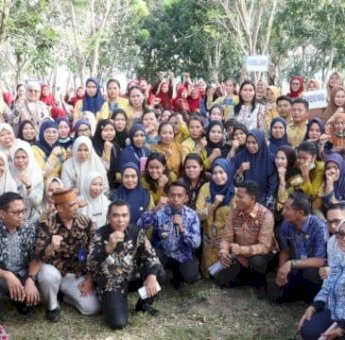 Bupati Syaharuddin Teken SK 337 Tenaga Sukarela Kesehatan