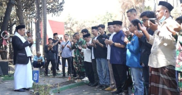 Sholat Ghaib di DPRD Makassar, Doa Wali Kota Mengiringi Empat Korban Kebakaran
