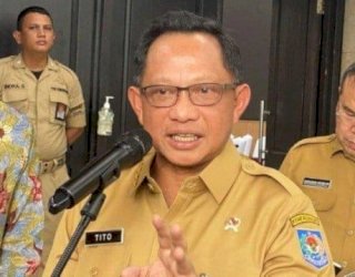 Mendagri Tito Minta Kepala Daerah Evaluasi Tunjangan Anggota DPRD