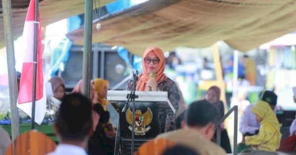 Wabup Lutim Puspawati Apresiasi Semangat Kebersamaan Warga Desa Mulyasri di Usia ke-86