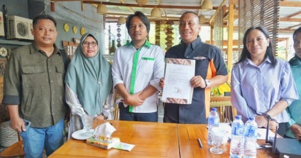 Kabar Gembira! Bupati Irwan Siap Bangun Asrama untuk Mahasiswa Lutim di Palopo
