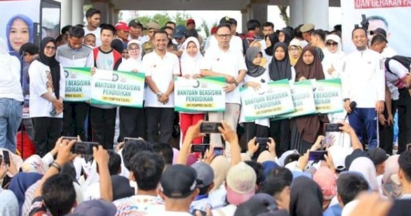 Enam Siswa Raih Beasiswa di Momentum Anti Mager