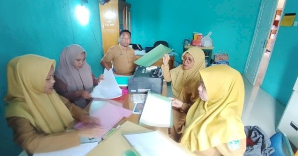 DPK Lutim Gelar Pembinaan, Perkuat Pengelolaan Arsip Desa