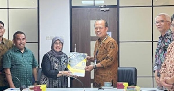 Bupati Ratnawati Audiens ke Kementerian PUPR Bahas Percepatan Pembangunan Infrastruktur