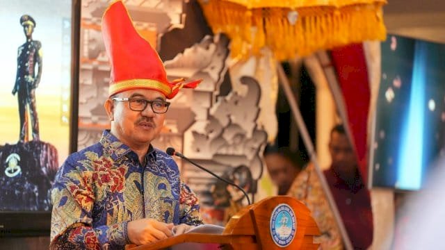 Daerah Provinsi Sulawesi Selatan, Jufri Rahman.