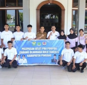 Wabup Sudirman Lepas Kontingen Bulu Tangkis Pinrang ke Pra Porprov Sulsel 2025