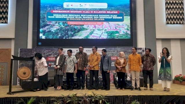 Sosialisasi Perencanaan Pertumbuhan Ekonomi Hijau (Green Growth Plan/GGP), di Hotel Maxone, Makassar.