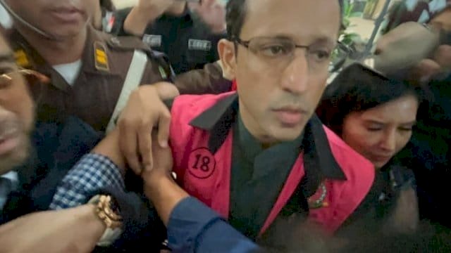 Mendadak Sakit, Tersangka Nadiem Makarim Dilarikan ke RS