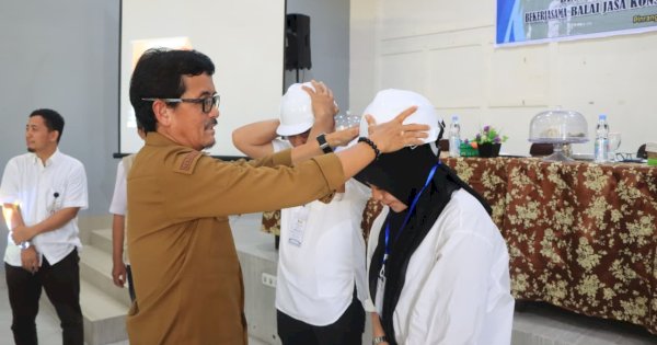 Sekda Pinrang Buka Secara Resmi Kegiatan Pembekalan dan Uji Sertifikasi Tenaga Kerja Konstruksi