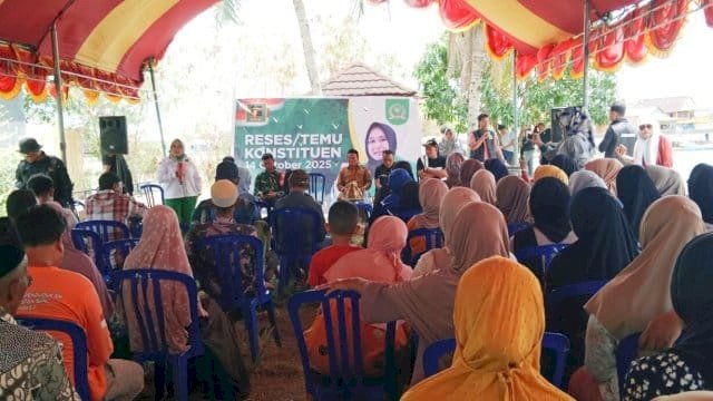 Reses Anggota DPRD Pangkep Syamsinar, Warga Keluhkan Banjir dan Batas Wilayah Tak Kunjung Tuntas