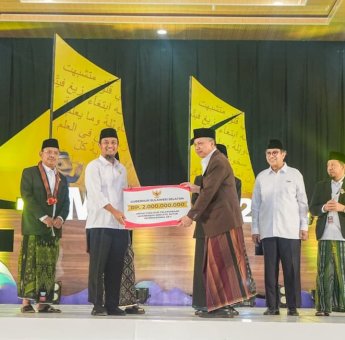 Gubernur Sulsel Komitmen Perkuat Infrastruktur Jalan Provinsi Penghubung ke Wajo Senilai Rp522 M