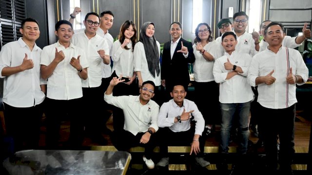 Konsolidasi Hangat di Makassar, Sekjen PSI Raja Juli Antoni Yakin Sulsel Jadi Lumbung Suara di Timur