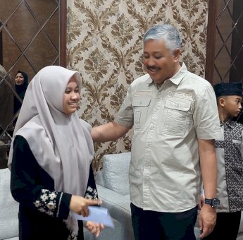 Bupati Irwan Lepas Kafilah Pinrang Berlaga di STQH Tingkat Nasional