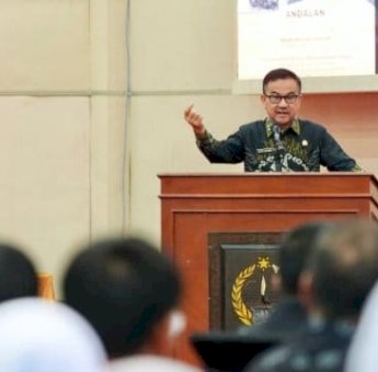 Sekda Sulsel: Lulusan SMK Harus Dibekali Bahasa Asing untuk Pasar Global