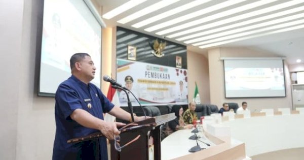 Buka Bimtek Lurah, Wali Kota Makassar Tekankan Pentingnya Integritas dan Kepemimpinan