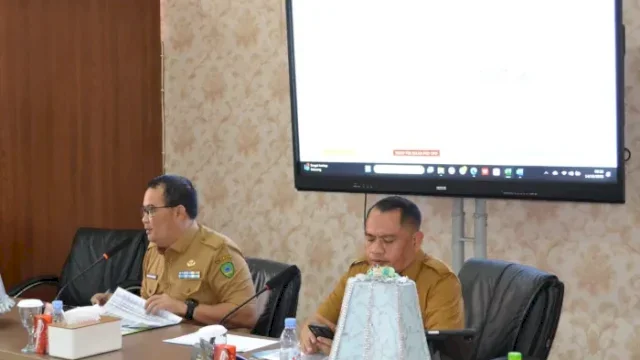 Pemkab Maros Bahas Pencapaian PAD 2025