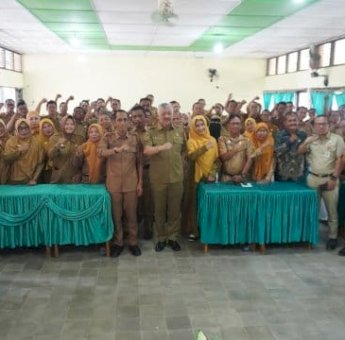 Irwan Hamid Dorong Guru Jadi Teladan dalam Membangun Akhlak dan Karakter Siswa