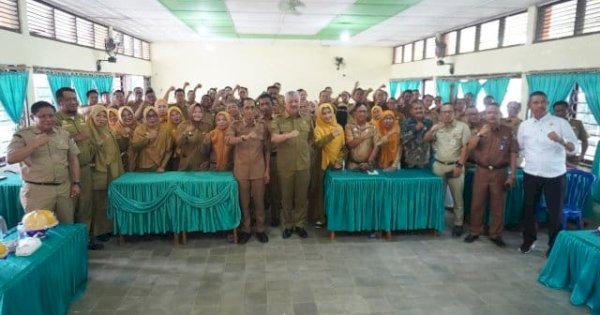 Irwan Hamid Dorong Guru Jadi Teladan dalam Membangun Akhlak dan Karakter Siswa