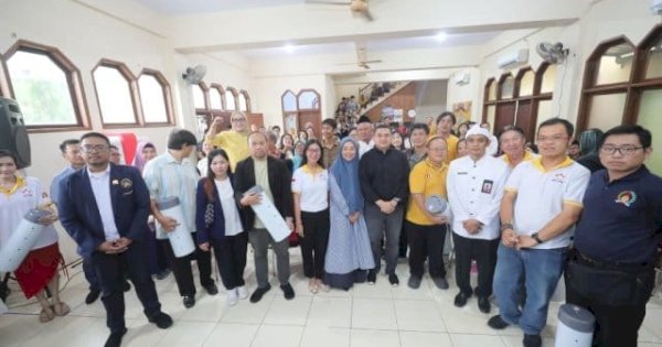 Wali Kota dan Ketua TP PKK Makassar Launching Program BioBerkah 1000 Pipa Biopori Permabudhi