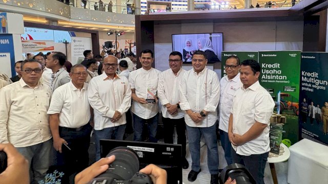 Bank Sulselbar Raih Penghargaan &ldquo;Literasi Keuangan Teraktif &ndash; Segmen Pelajar&rdquo; dari OJK