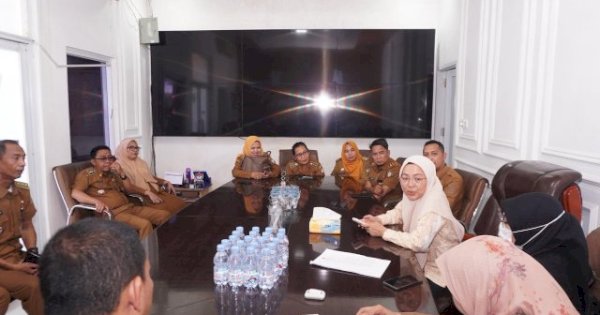 Ketua TP PKK Makassar Ajak Pemerintahan Kecamatan Makassar Proaktif Kelola Sampah