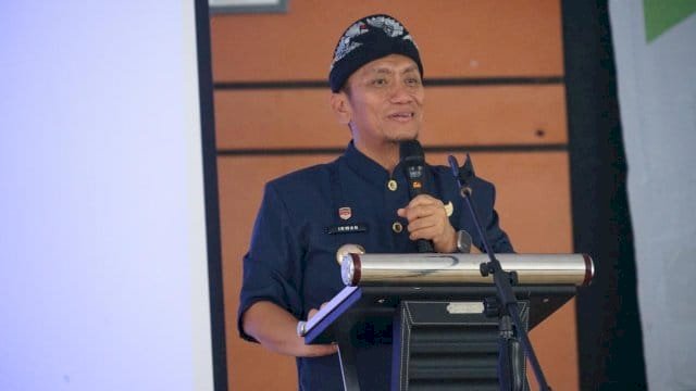 Bupati Lutim Ibas Buka Pelatihan Kehumasan Guru, Maksimalkan Kompetensi Praktis di Era Digital