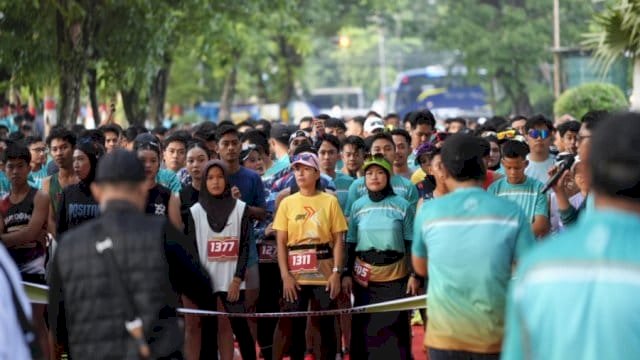 Antusiasme Tinggi! Ribuan Pelari Banjiri Event Bumi Batara Siang Run Pangkep
