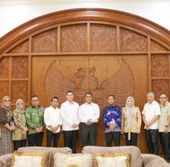 Bupati Syaharuddin Bertemu Menteri Pertanian, Sampaikan Aspirasi Masyarakat Sidrap
