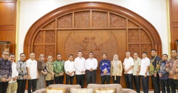 Bupati Syaharuddin Bertemu Menteri Pertanian, Sampaikan Aspirasi Masyarakat Sidrap