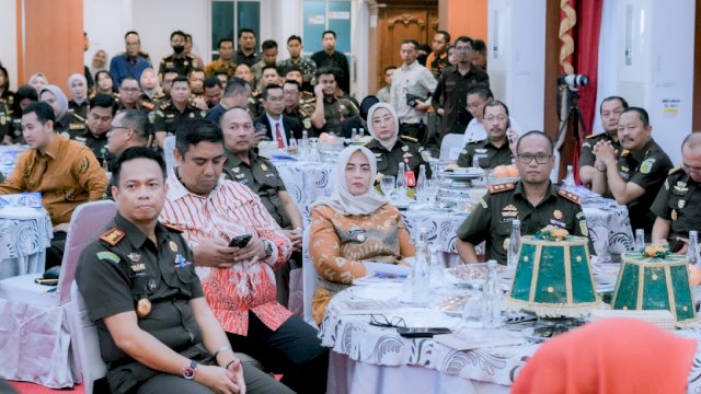 Bupati Sinjai, Ratnawati Arif.