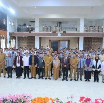 Bupati Sinjai Ratnawati Lantik Pengurus DPC Paravetindo