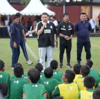 Wali Kota Munafri Dukung Pembinaan Usia Dini di Grassroots Football Festival